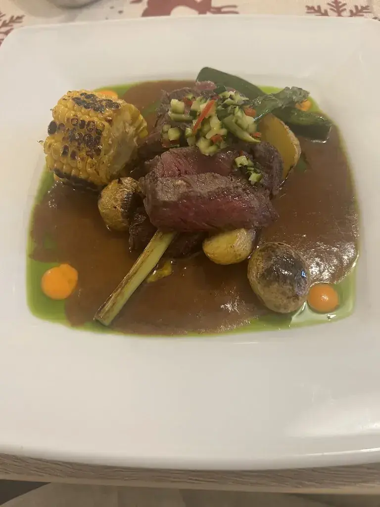 Jon Pilot_Ustareia Alpina / Restaurant und Gasthaus_Salouf_review