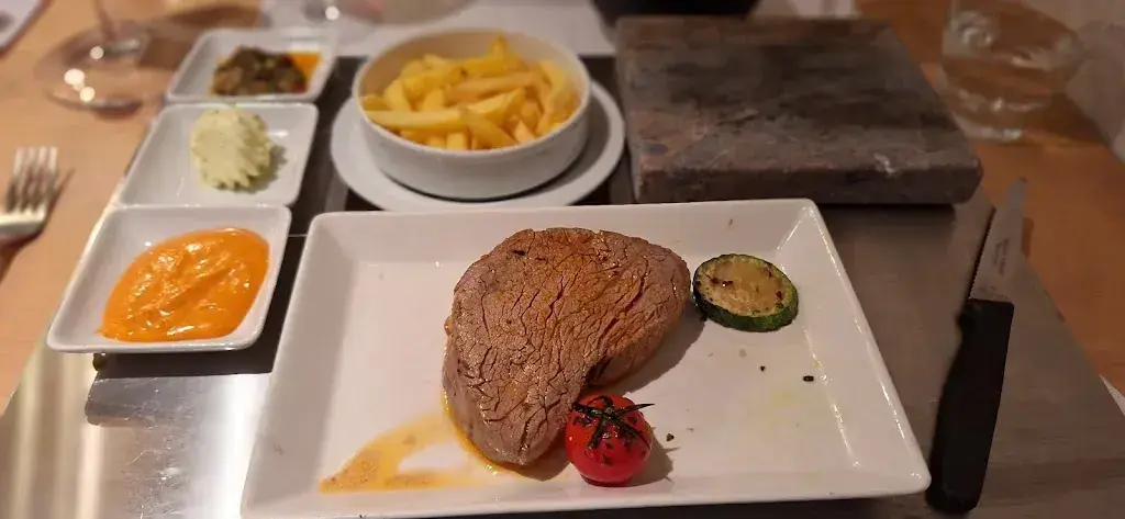 Roman Eicher_Restaurant Alpina_Breil-Brigels_review