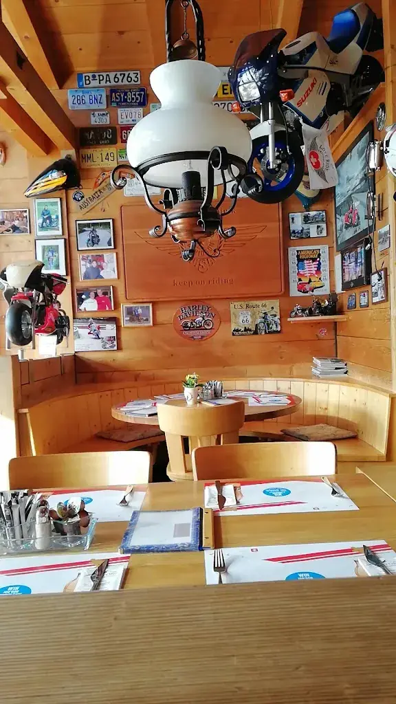 Berghotel Restaurant Sartons_Valbella_slider_image_2