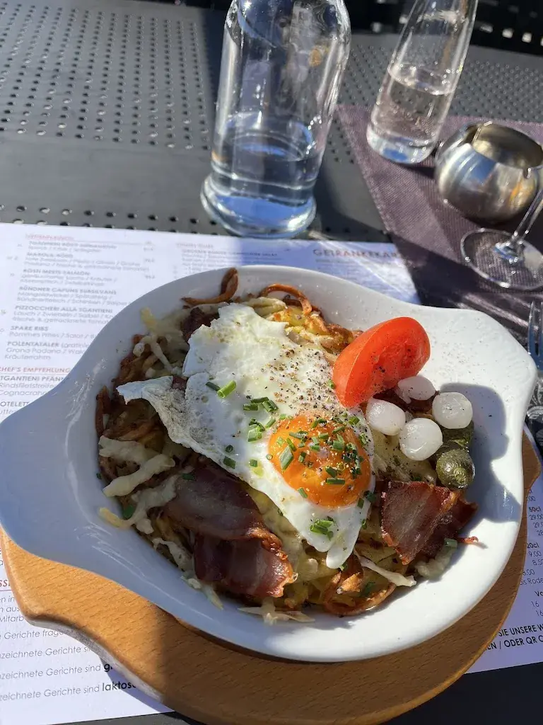 Arthur H_Berghotel Tgantieni_Vaz/Obervaz_review