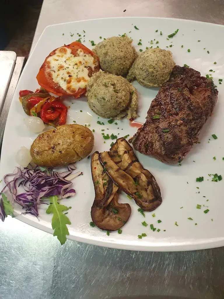 Pizzeria Dafora_Cunter_slider_image_3