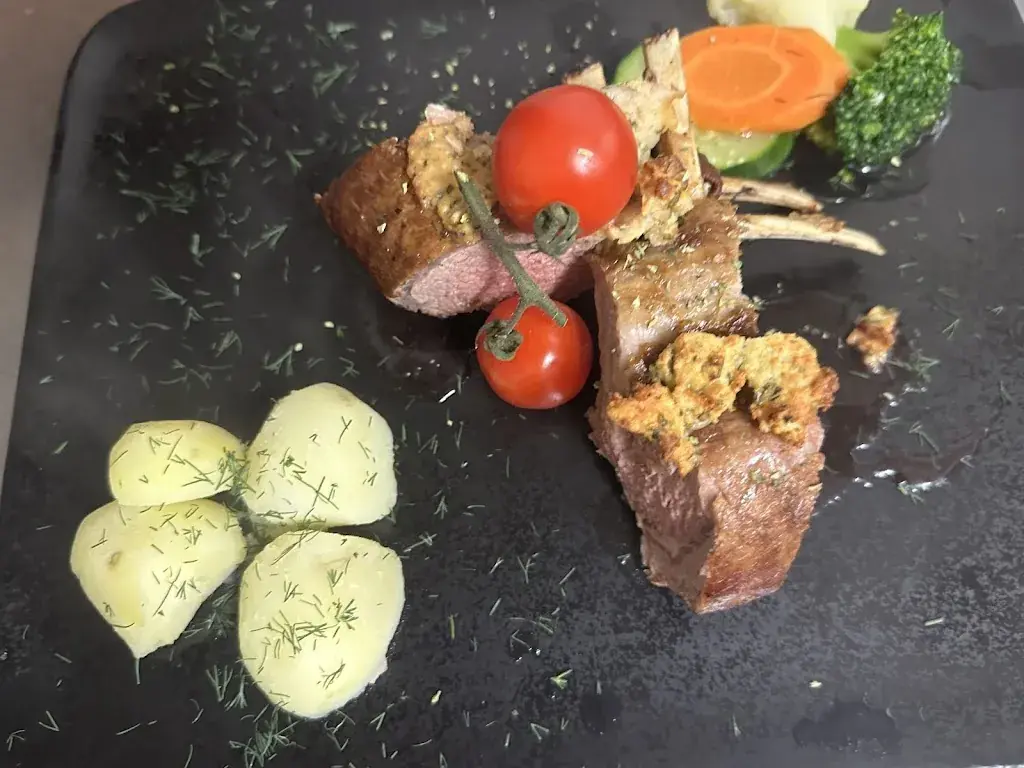 Nong Joe_Restaurant Schöntal_Filisur_review