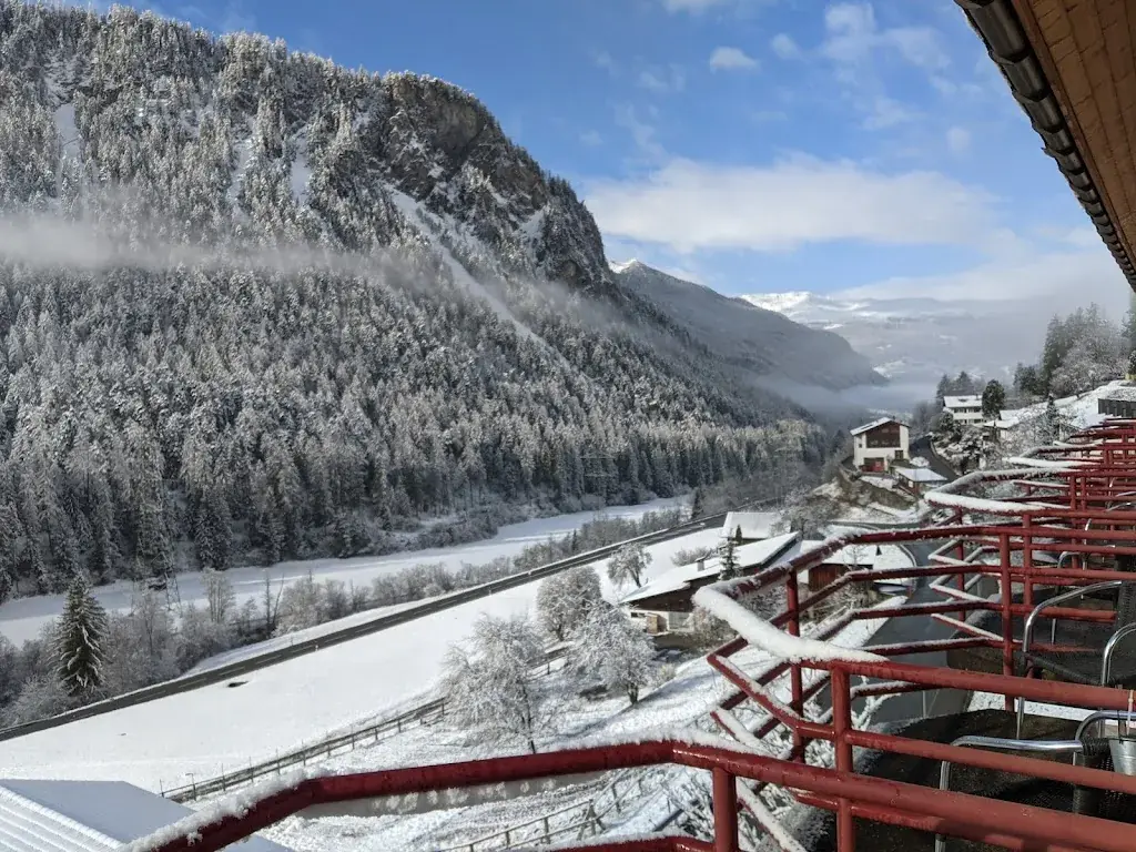 Yun Uhm_Hotel Schöntal_Filisur_review