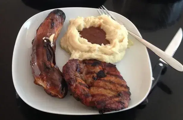 Zollihood Bar & Grill_Zollikofen_slider_image_3