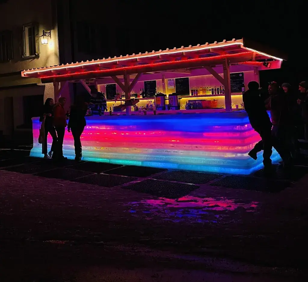 Dan Kunstman_Eisbar Bergün, Bistro Grappin_Bergün/Bravuogn_Bewertung