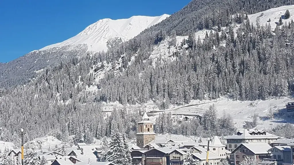 Eisbar Bergün, Bistro Grappin_Bergün/Bravuogn_slider_image_2