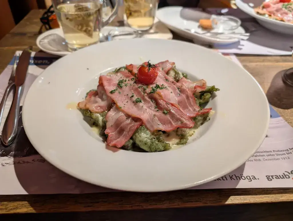 Restaurant Bahnmuseum Albula_Bergün/Bravuogn_slider_image_2