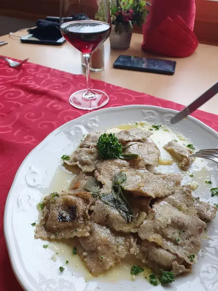 Michał Wasielewski_Agriturismo Miravalle_Brusio_review