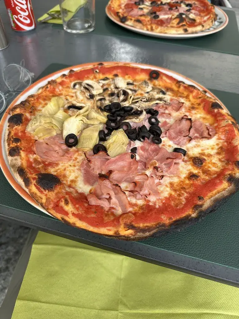 Marshall Peterson_Risturant al Bernina_Poschiavo_avis