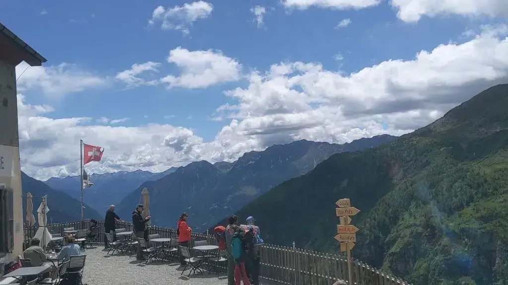 Casa Ristorante Belvedere_Alp Grüm_slider_image_2