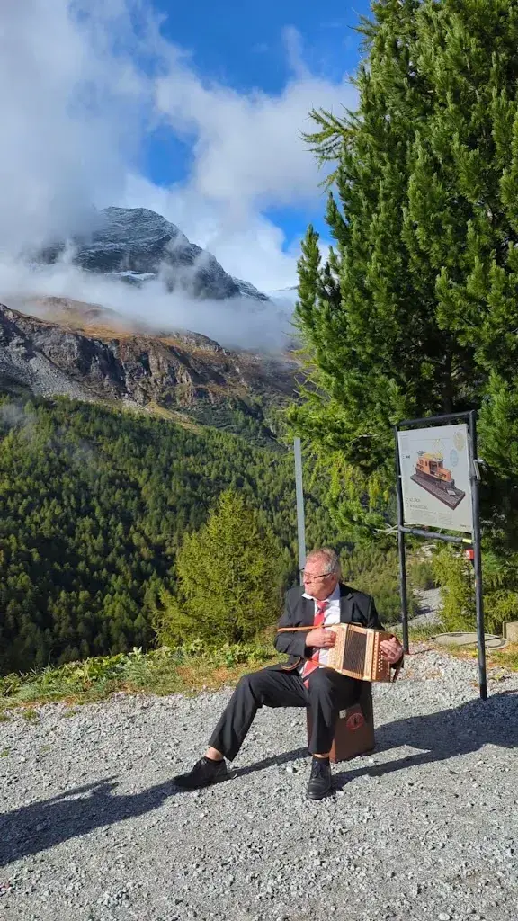 Sujay Sreekumar_Alp Grüm_Poschiavo_review