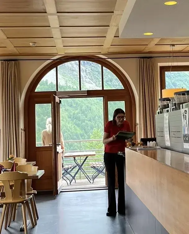 Gustavo Cardenas_Alp Grüm_Poschiavo_review