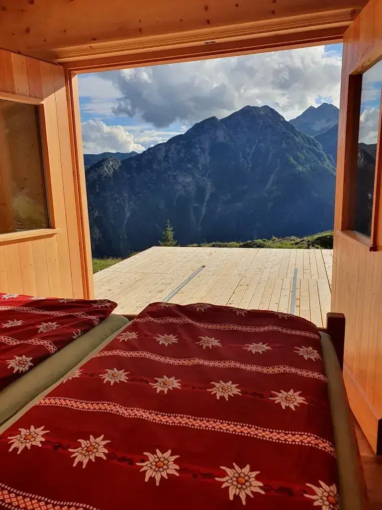 Rifugio Alpe San Romerio_Brusio_slider_image_3