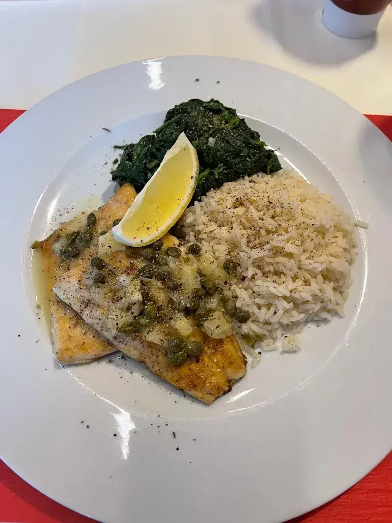 Samantha Suting Mahrer Cai_Utiger_Moosseedorf_review