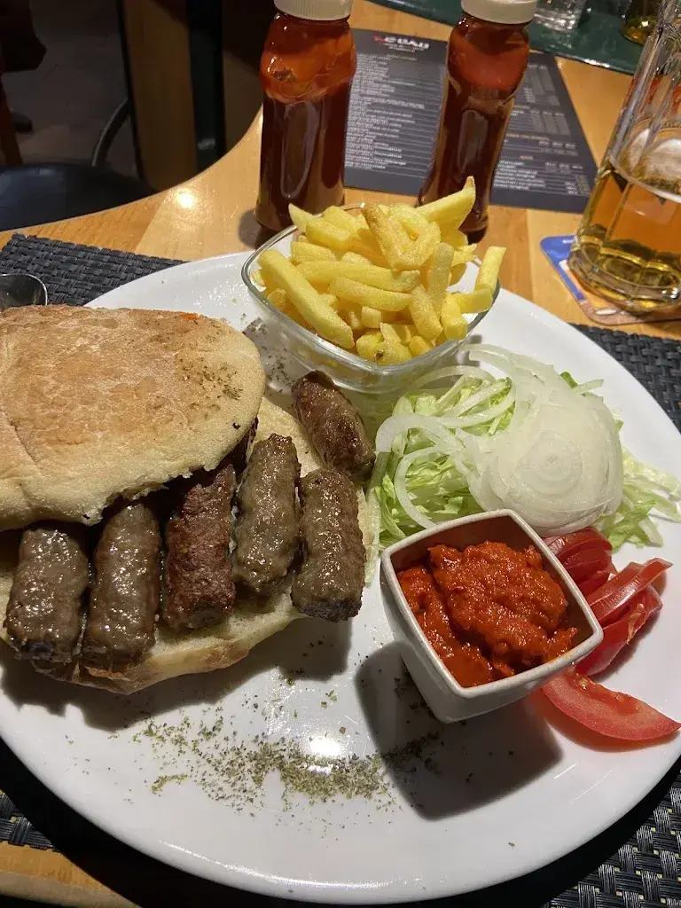 Tomáš Wachtl_Kebab House & More_Engelberg_review