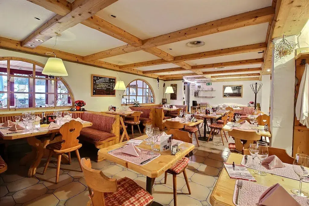 Le Vieux Valais & Aftersky restaurant à Ovronnaz