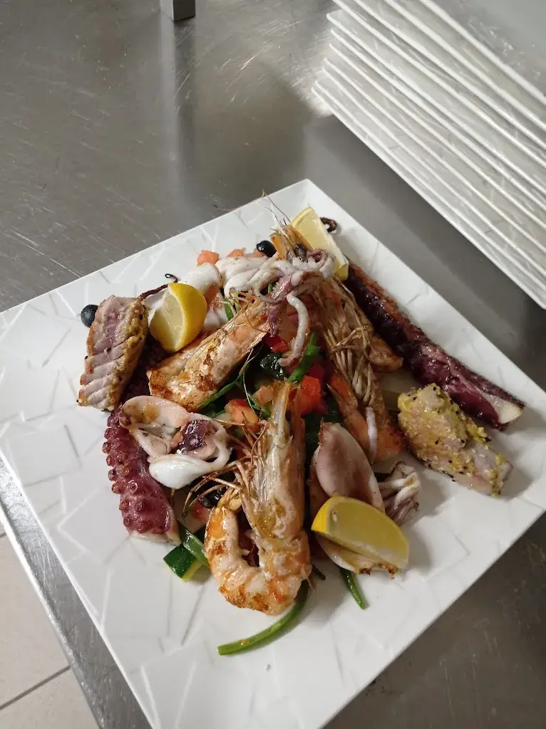 Menu_Café Restaurant La Tanière_Veysonnaz_immagine_9