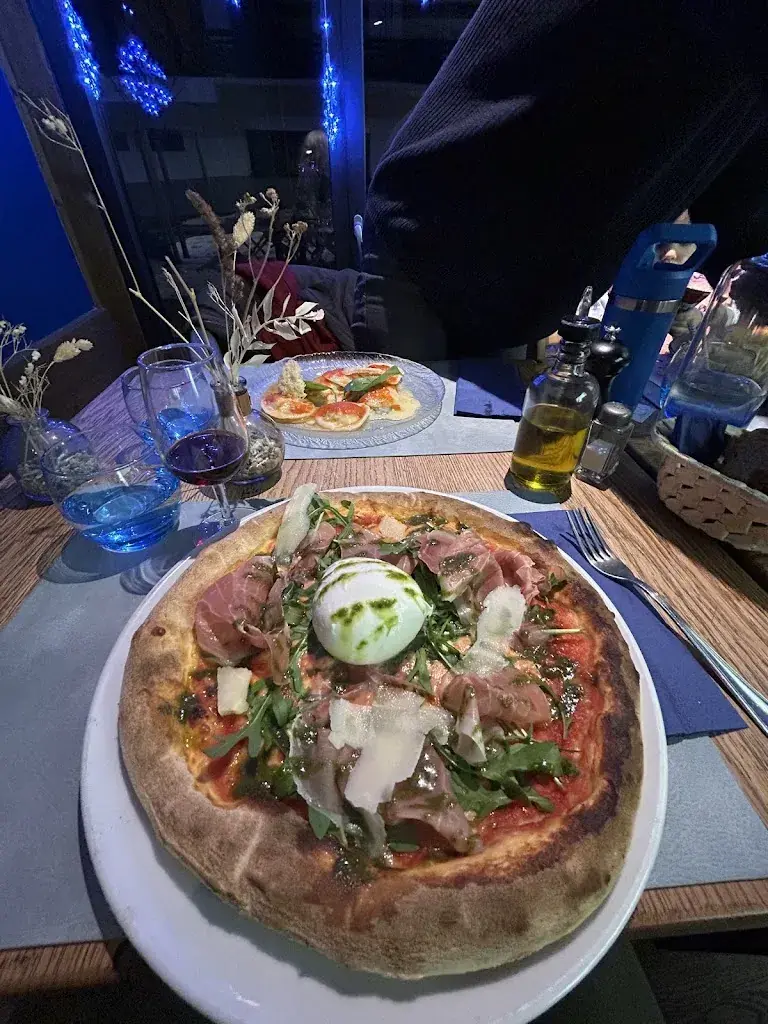 Jami Steven_Café Restaurant La Tanière_Veysonnaz_recensione