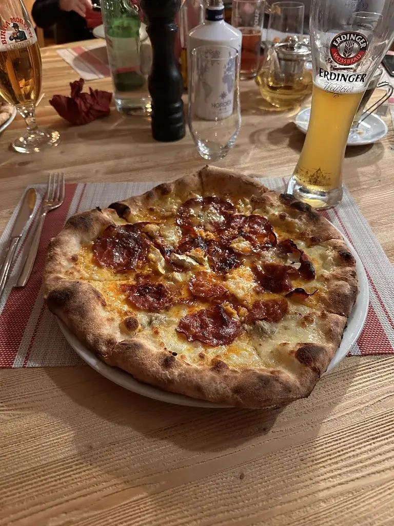 Ruta Alin_Café Restaurant La Tanière_Veysonnaz_recensione