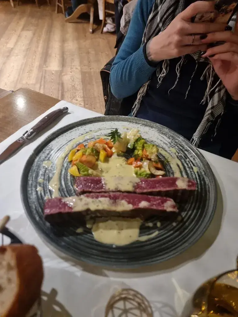 Franck Foure_Le Convivial_Veysonnaz_review