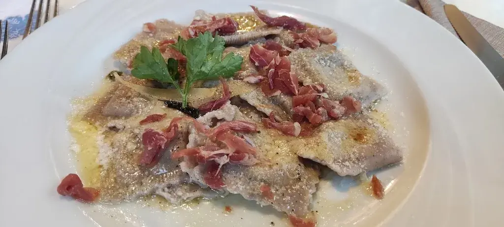 Moira Spinato_Albergo Lardi_Poschiavo_review