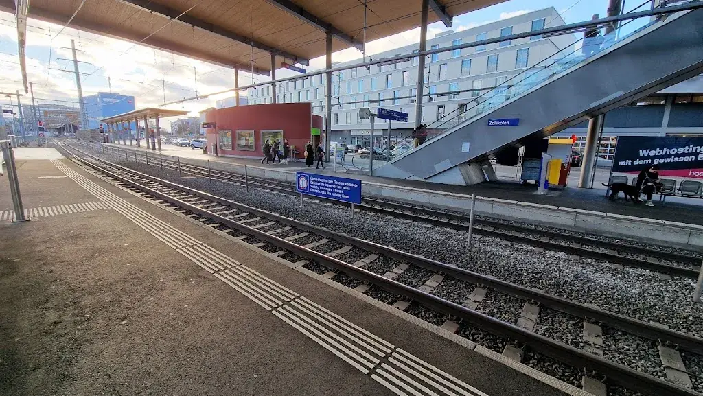 Bahnhof Zollikofen Restaurant in Zollikofen