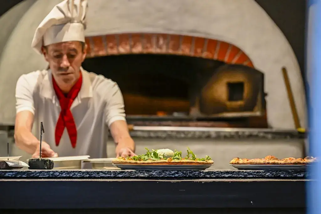 Kelly Song_La Cucina_Vals_review