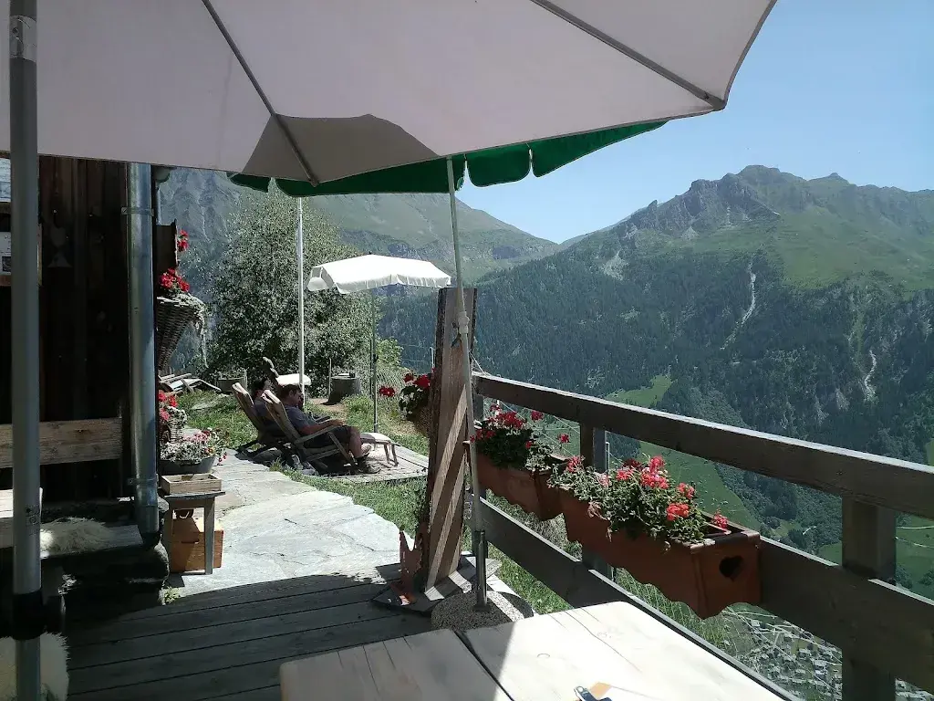 Hängelahütte Vals_Vals_slider_image_1