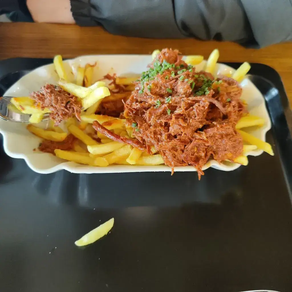 Beyond Bounds_Vorab Gletscherrestaurant_Laax_review