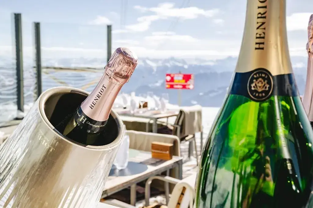 Das Elephant_Laax_slider_image_3