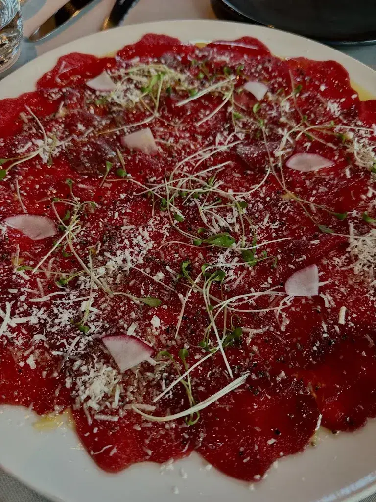 Elena “B”_Grandis Ustria da Vin_Laax_review