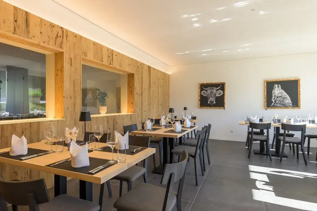 Buna luna by Seehof Laax_Laax_slider_image_3