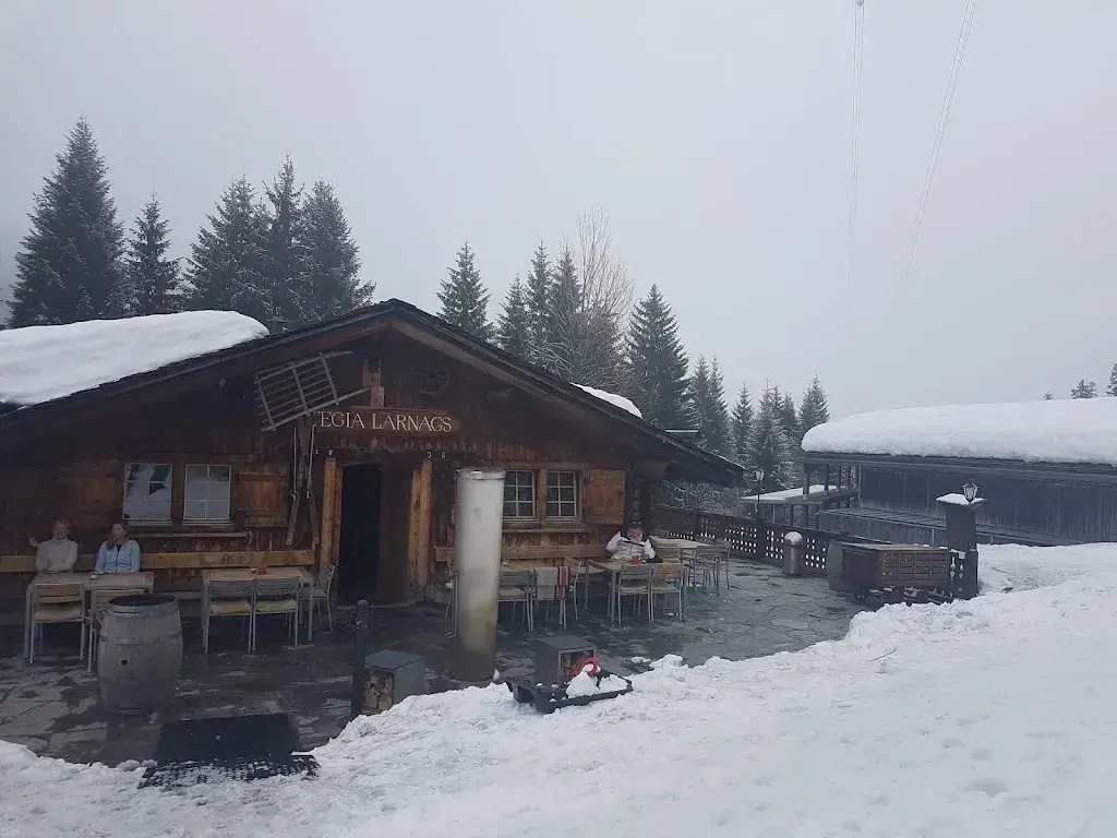 Lecker, freundlich & super gemütlich Hütte_Laax_slider_image_1