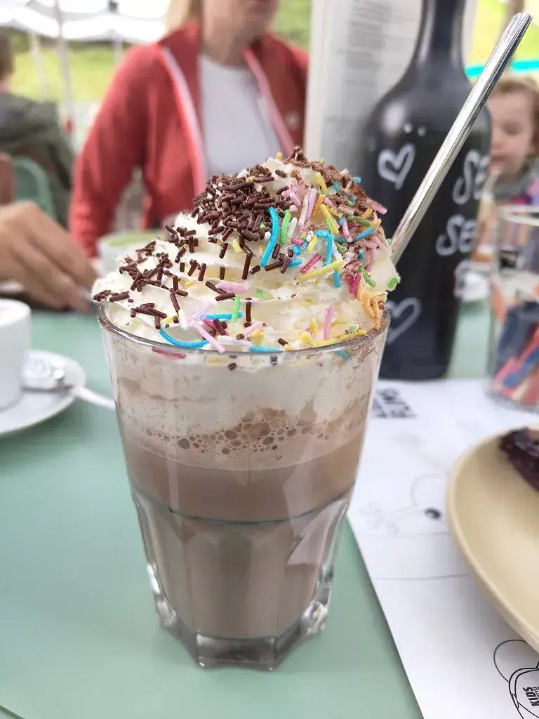 Snake Bar_Laax_slider_image_2