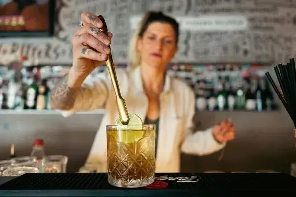 Indy Bar_Laax_slider_image_2