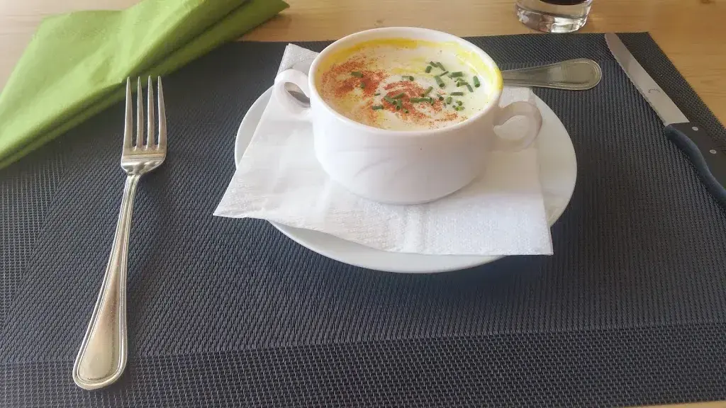 Menü_Restaurant Pizzeria Lukmanier_Ilanz_Bild_3