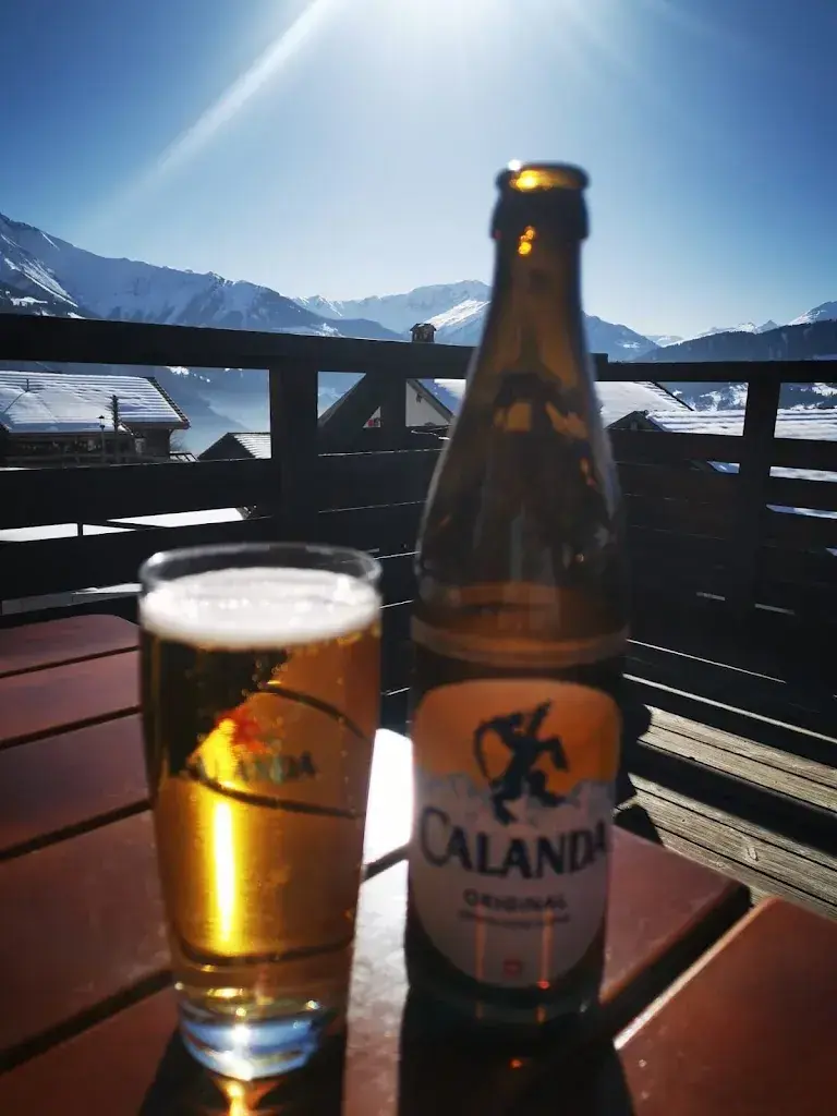 Silas Müller_La terrassa_Ladir_review