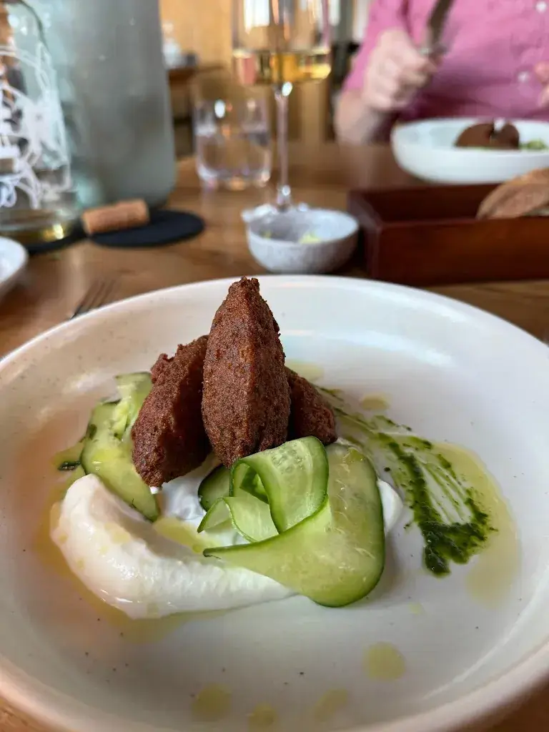 Adrian Schürch_Ustria Steila, Hotel und Restaurant_Siat_review