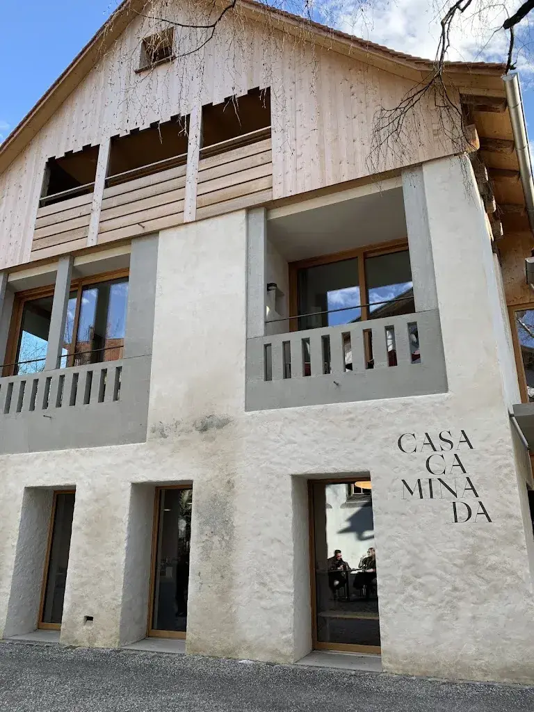 Manuel Pfund_Casa Caminada_Fürstenau_review