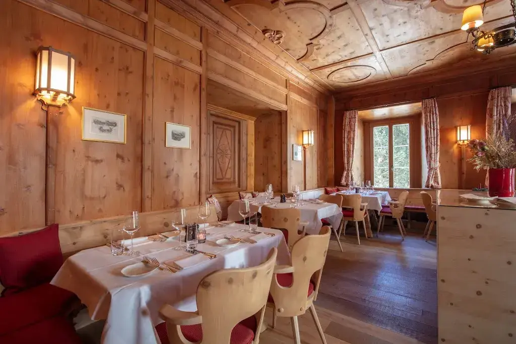 Restaurant Stüva 1817 restaurante en Sils im Engadin/Segl