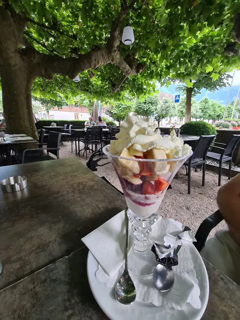 Arthi Bucher_Aiola_Sarnen_review