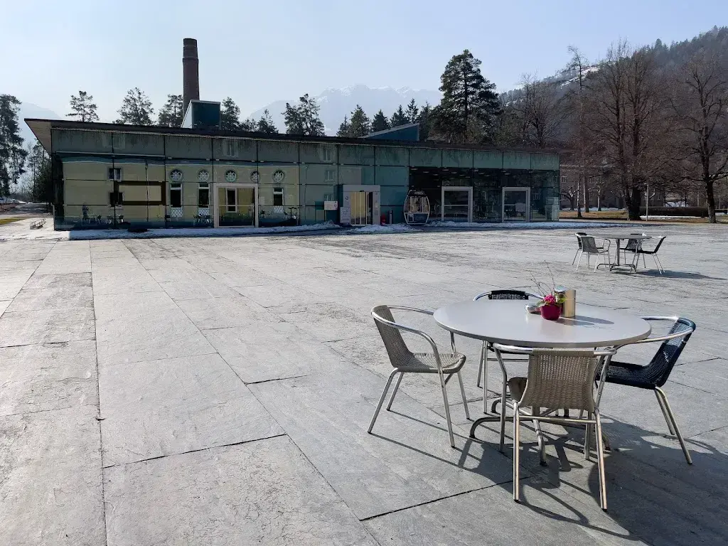 Restaurant La Plazza_Cazis_slider_image_3