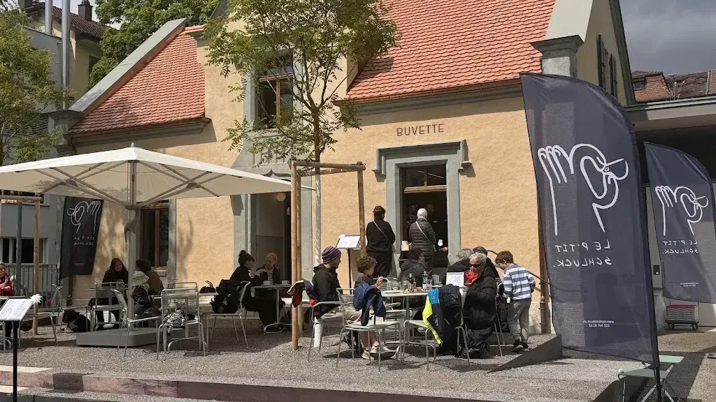 Xaver Bouvard_Buvette Le P‘tit Schluck_Biel_recensione