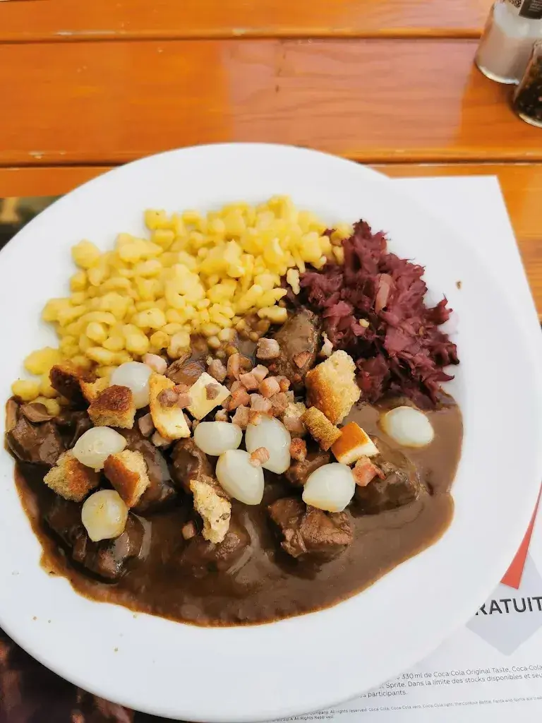 nathalie peter_Weisses Kreuz_Cazis_review