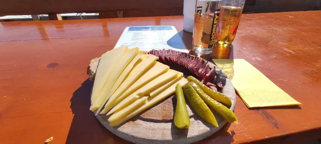 Lüsch Älpli Bar_Tschappina_slider_image_2