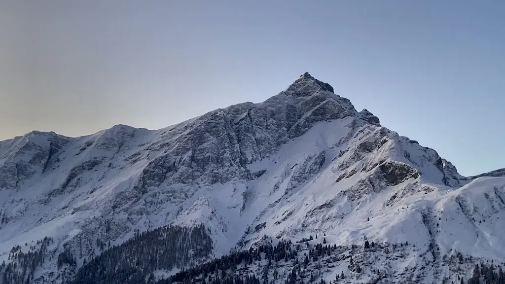 Stephan Kobel_Sunna Bar Tschappina_Tschappina_review