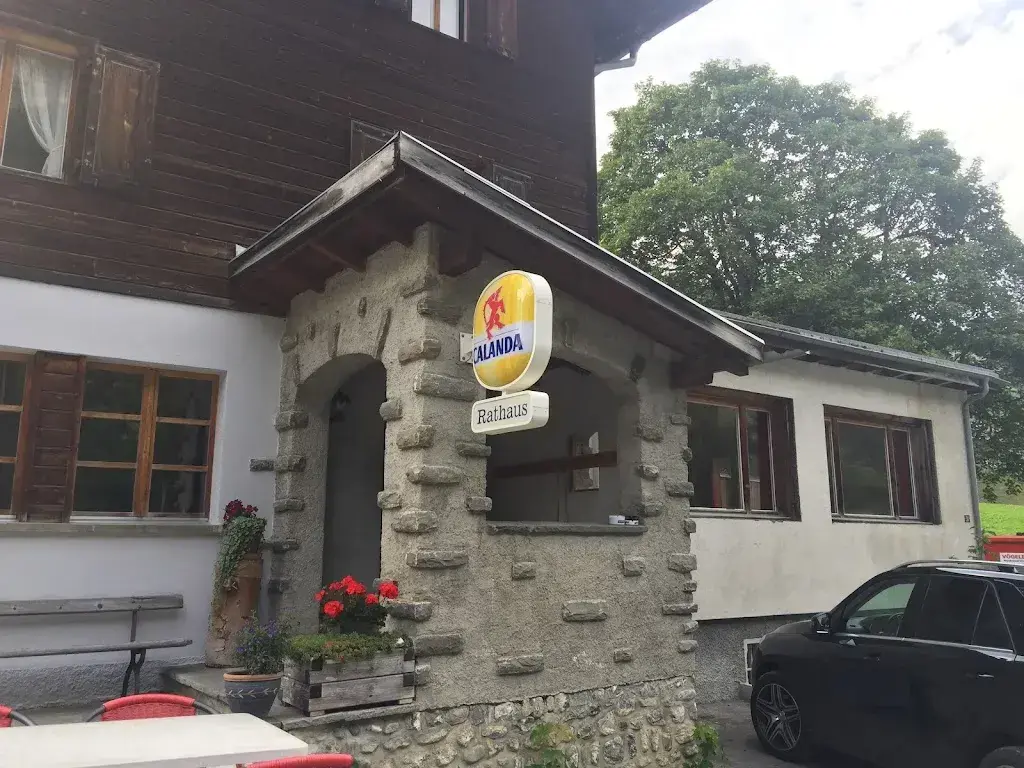 Hambone Fred_Gasthaus Rathaus_Safien_Bewertung