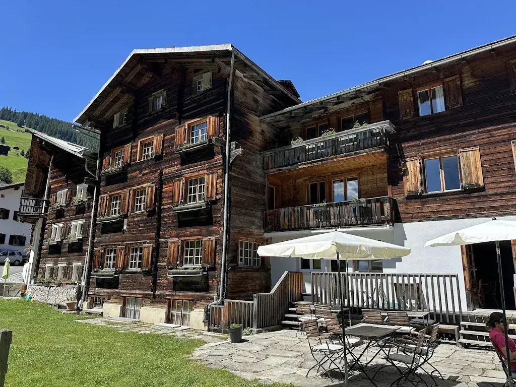 Samareh Janami_Gasthaus Rathaus_Safien_Bewertung