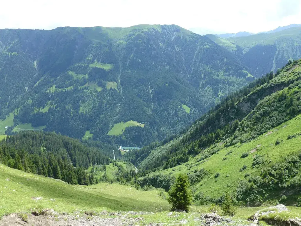 Alp Tenna_Tenna_slider_image_3