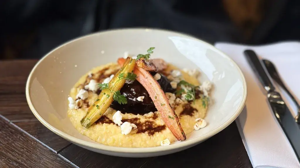 Fan Zhang_Restaurant PIZ_Flims Dorf_recensione